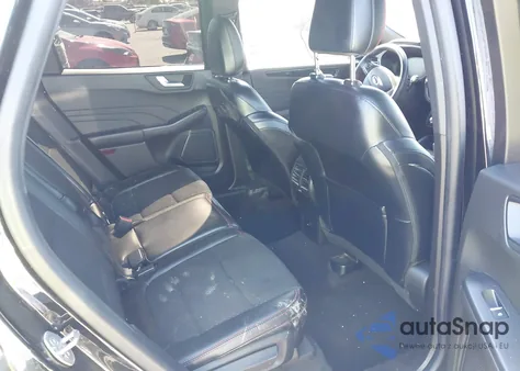 2023 Ford Escape St-Line from USA, damaged, VIN 1FMCU0MN8PUB36950